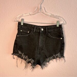 Zara distressed denim shorts (Size 6)